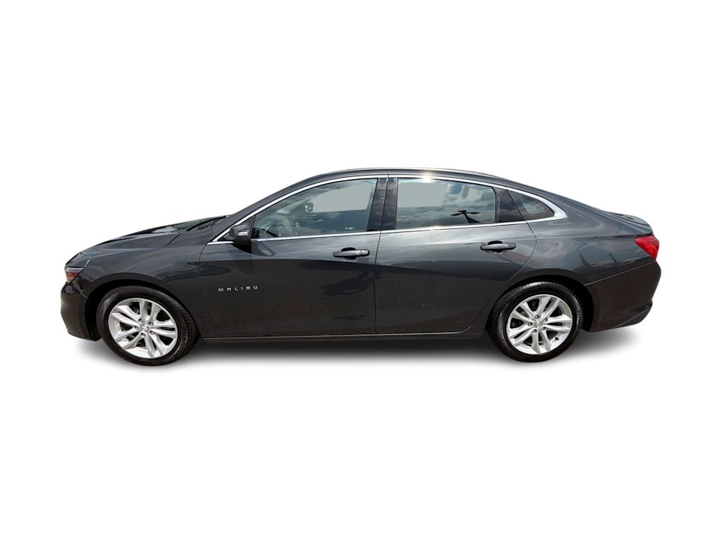 Thumbnail: 2017 Chevrolet Malibu - 3
