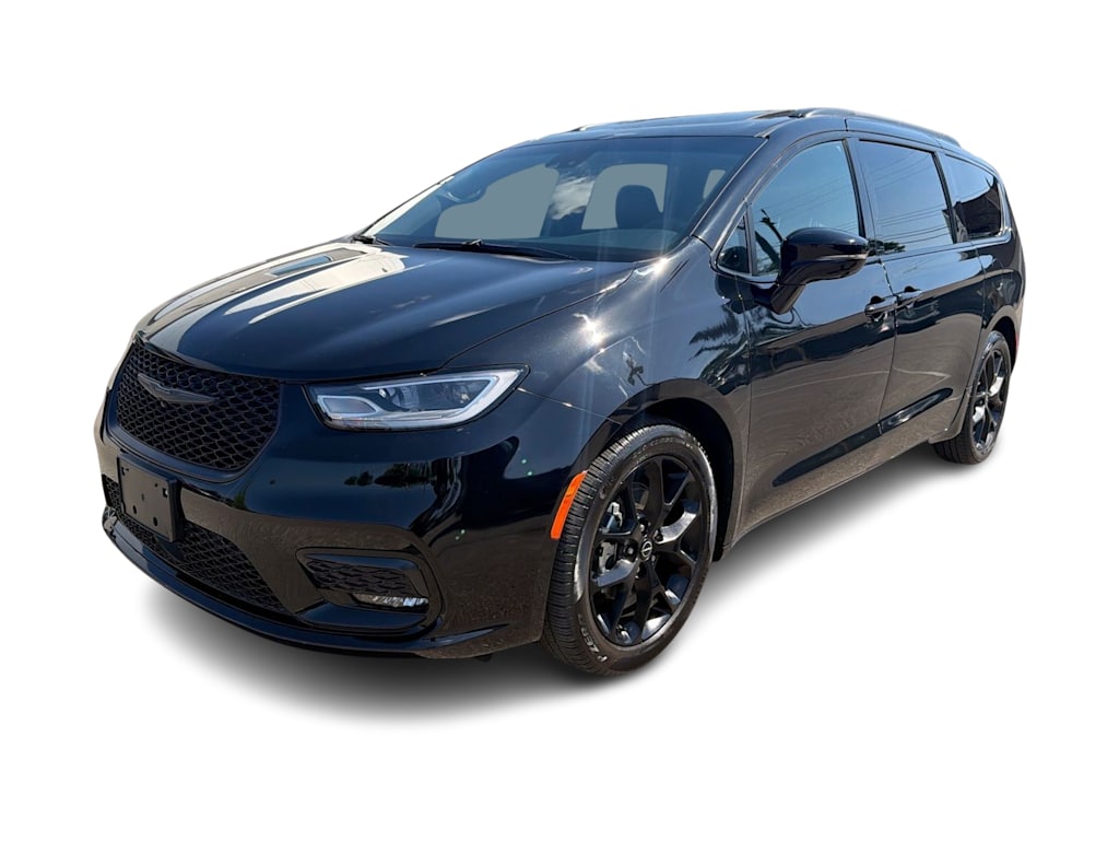 Thumbnail: 2026 Chrysler Pacifica - 18