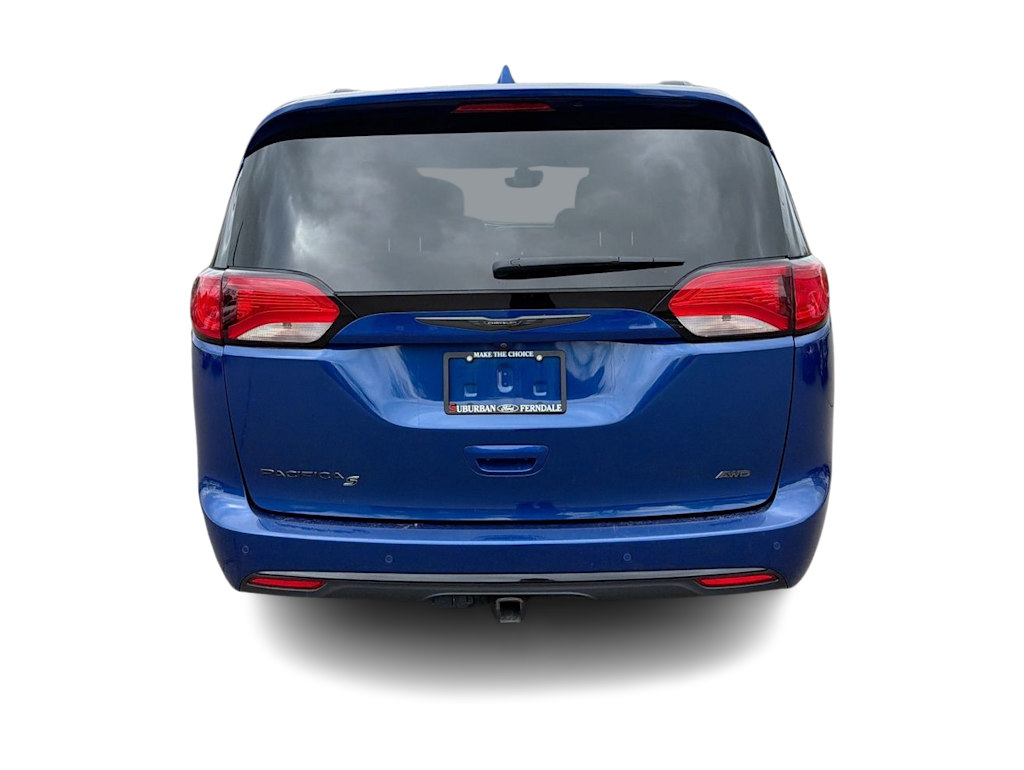 Thumbnail: 2020 Chrysler Pacifica - 5