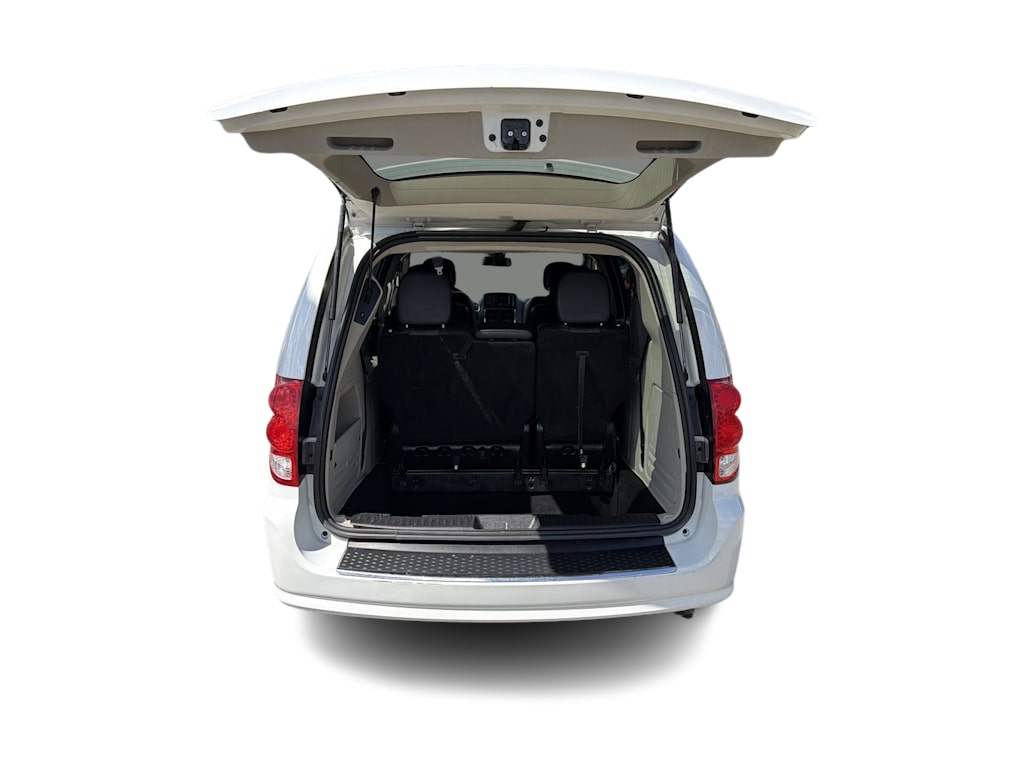 Thumbnail: 2020 Dodge Grand Caravan - 16