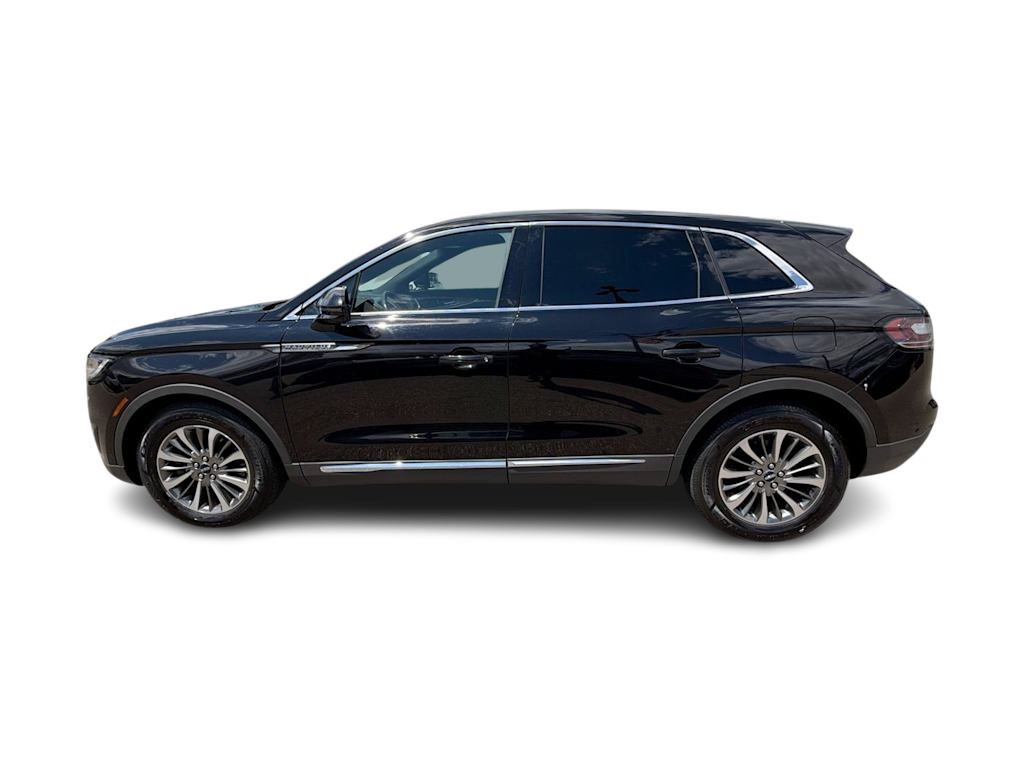 Thumbnail: 2019 Lincoln Nautilus - 3