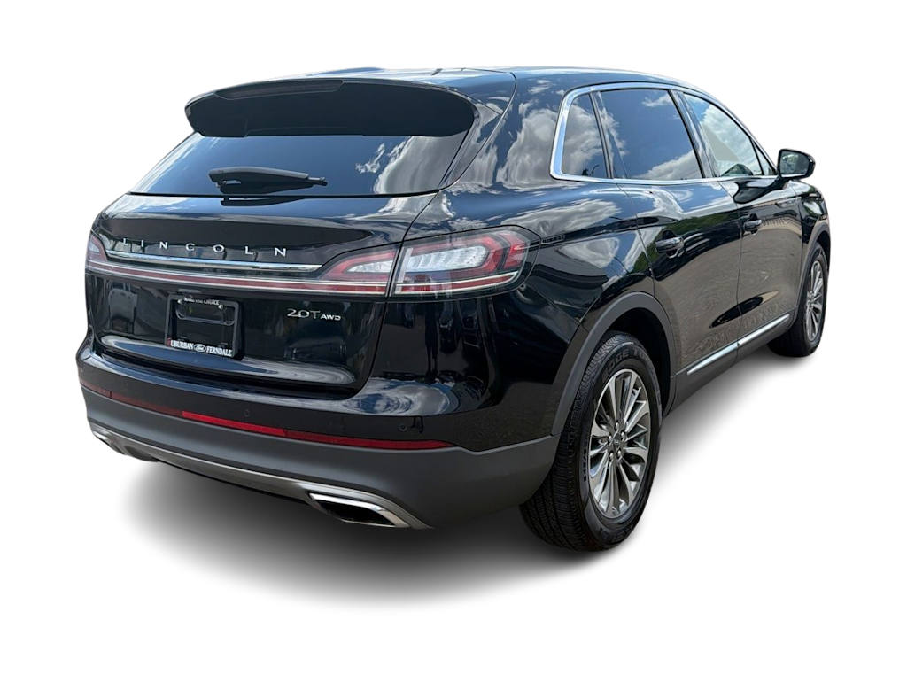 Thumbnail: 2019 Lincoln Nautilus - 21