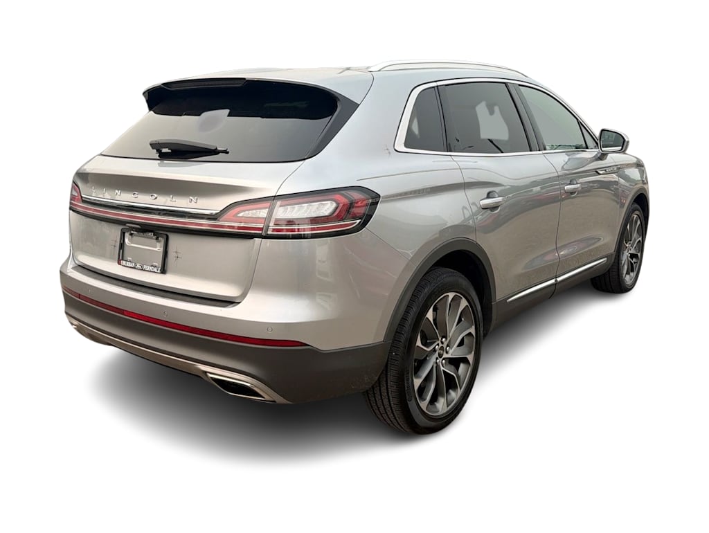 Thumbnail: 2022 Lincoln Nautilus - 20