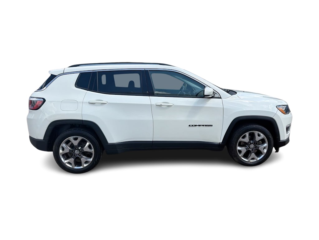 Thumbnail: 2020 Jeep Compass - 22
