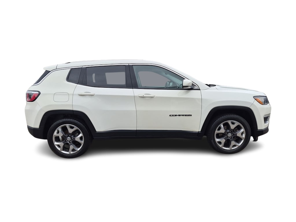 Thumbnail: 2020 Jeep Compass - 21