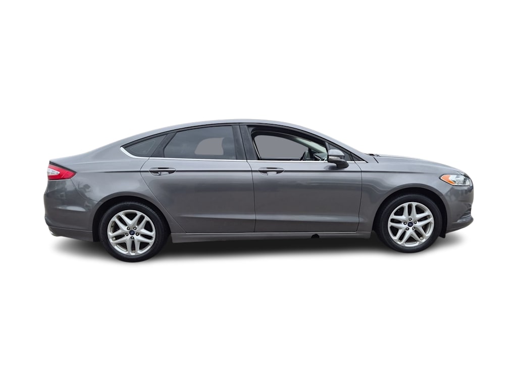 Thumbnail: 2014 Ford Fusion - 23