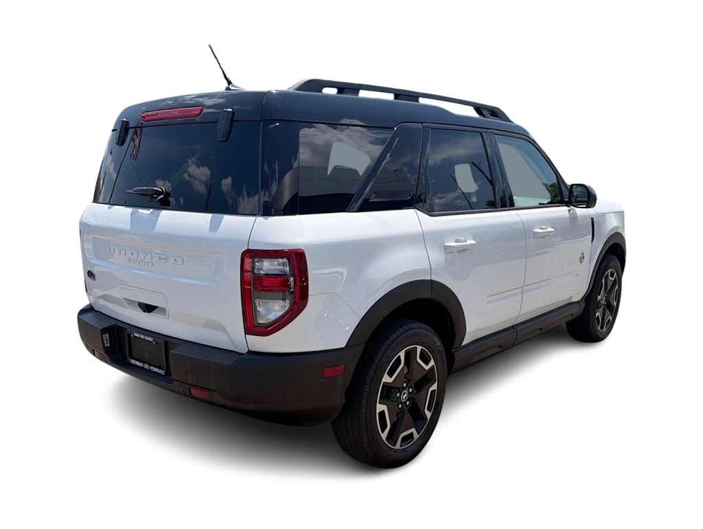 Thumbnail: 2022 Ford Bronco Sport - 22