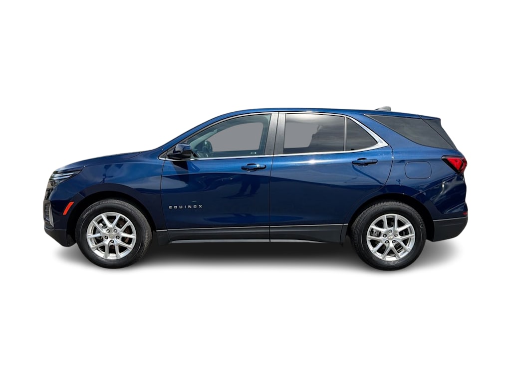 Thumbnail: 2023 Chevrolet Equinox - 3