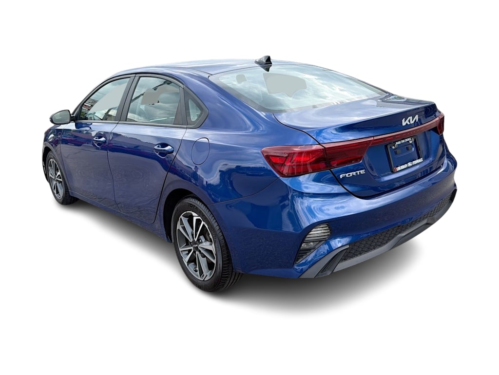 Thumbnail: 2023 Kia Forte - 4