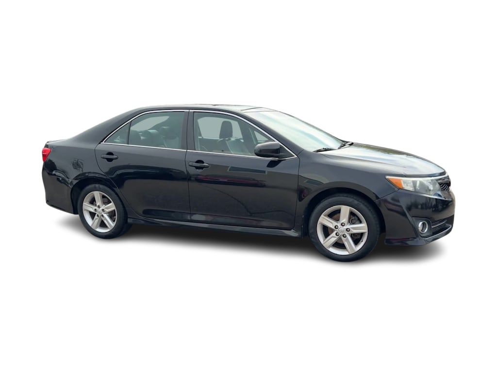 Thumbnail: 2014 Toyota Camry - 22