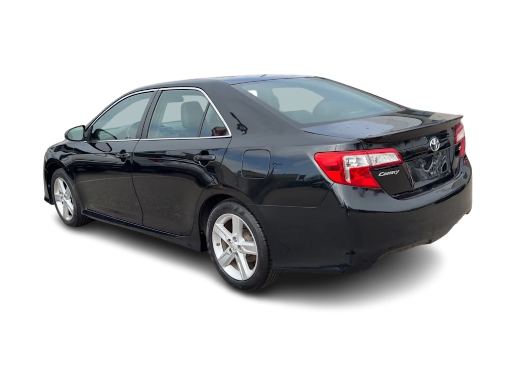 Thumbnail: 2014 Toyota Camry - 4