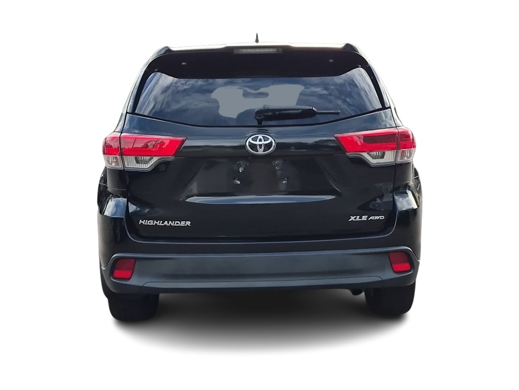 Thumbnail: 2017 Toyota Highlander - 5