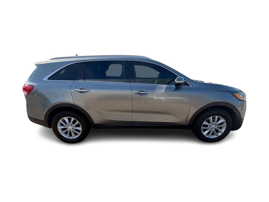Thumbnail: 2017 Kia Sorento - 22