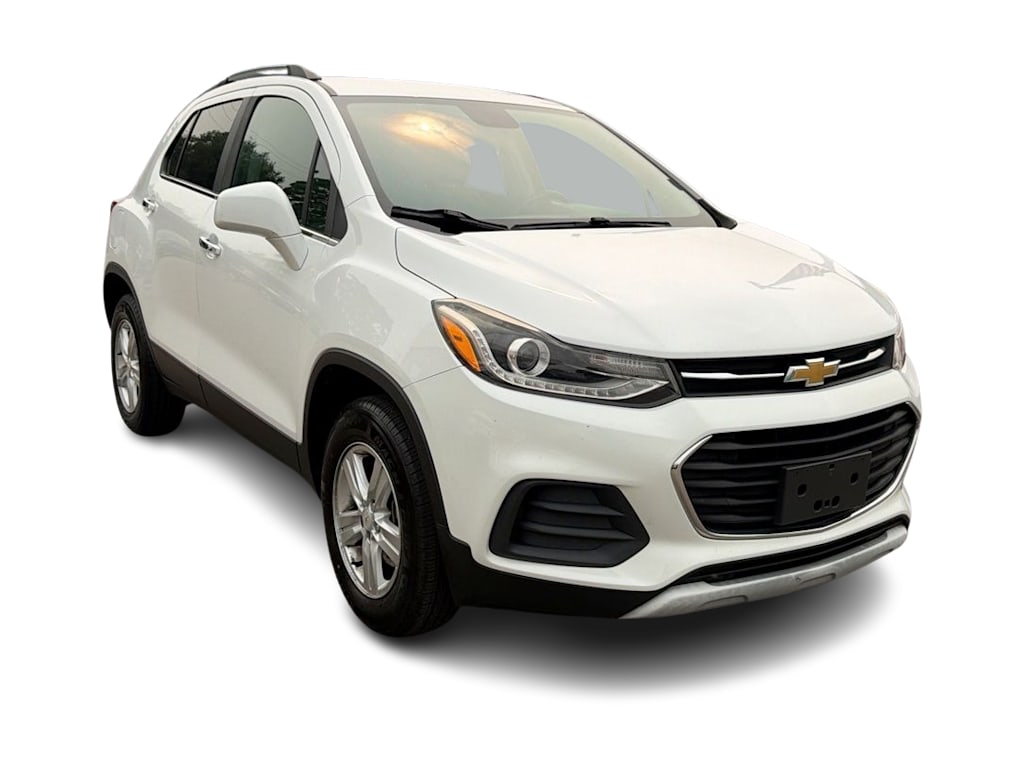 Thumbnail: 2017 Chevrolet Trax - 19