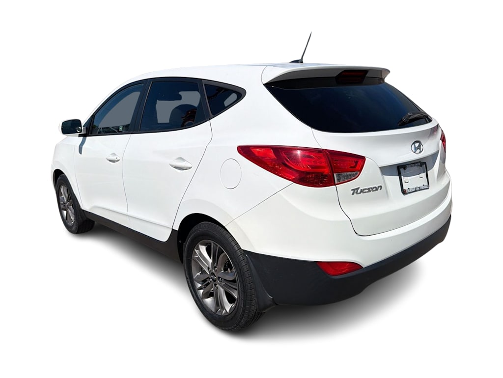 Thumbnail: 2015 Hyundai Tucson - 4