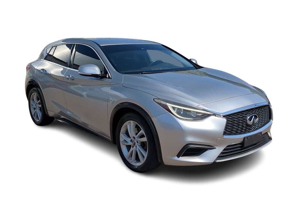 Thumbnail: 2018 INFINITI QX30 - 20