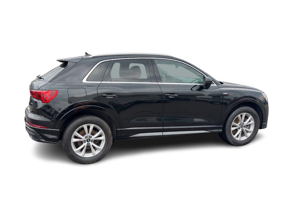 Thumbnail: 2021 Audi Q3 - 20