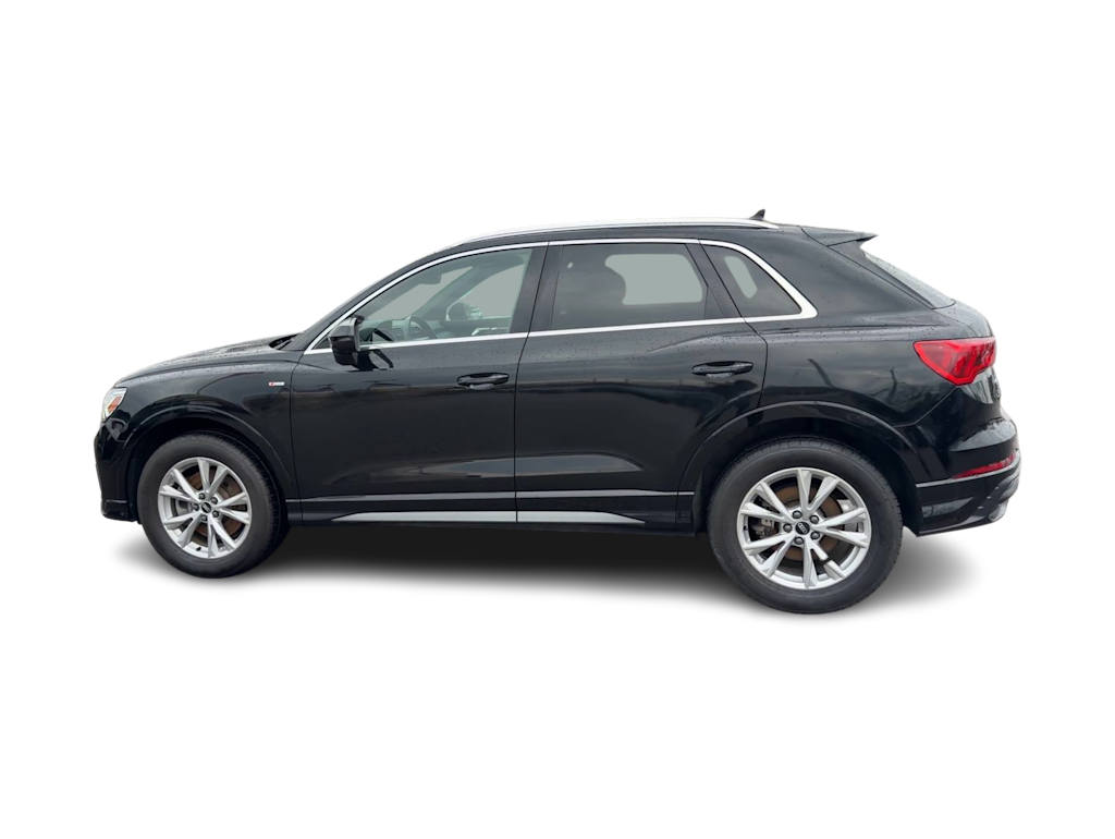 Thumbnail: 2021 Audi Q3 - 18