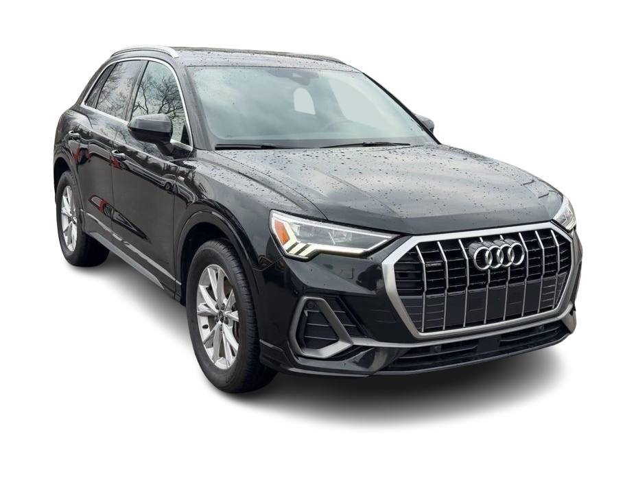 Thumbnail: 2021 Audi Q3 - 17