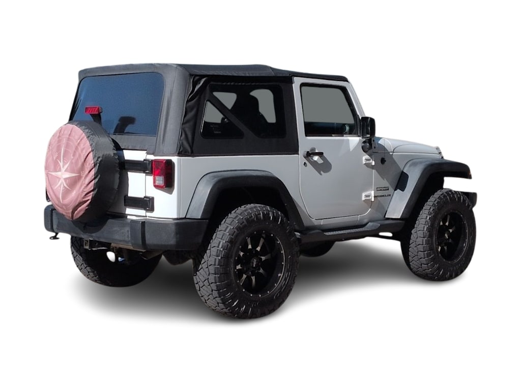 Thumbnail: 2014 Jeep Wrangler - 18