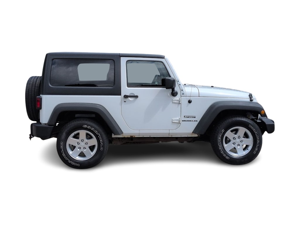 Thumbnail: 2012 Jeep Wrangler - 19