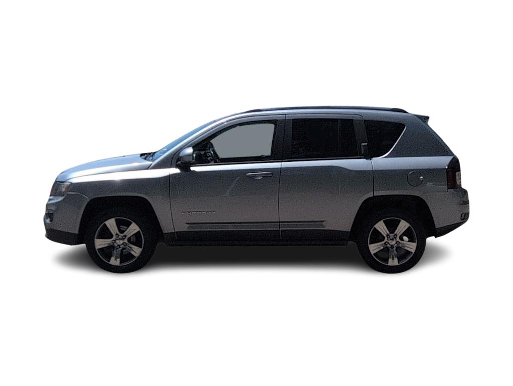 Thumbnail: 2016 Jeep Compass - 20