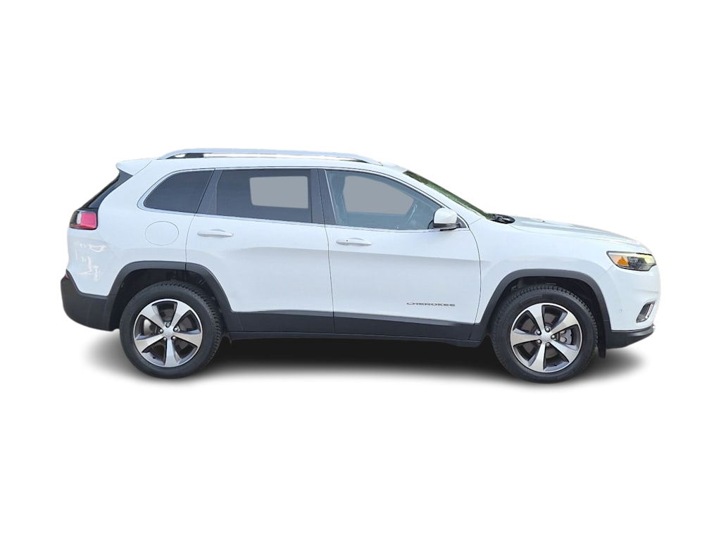 Thumbnail: 2020 Jeep Cherokee - 23