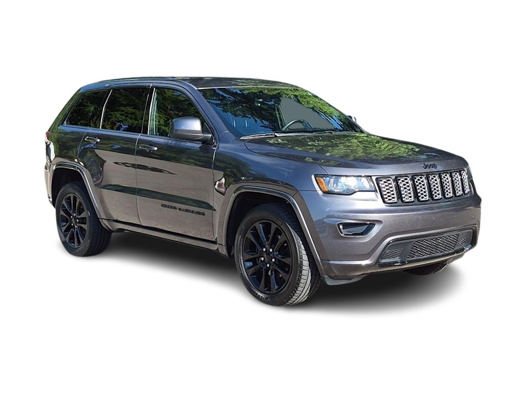 Thumbnail: 2018 Jeep Grand Cherokee - 20