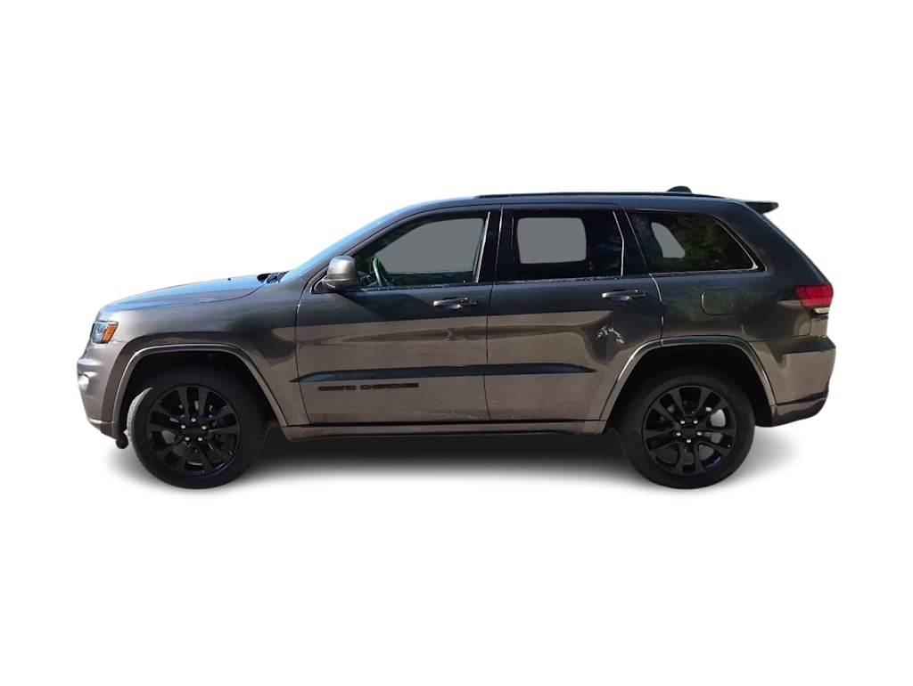 Thumbnail: 2018 Jeep Grand Cherokee - 3