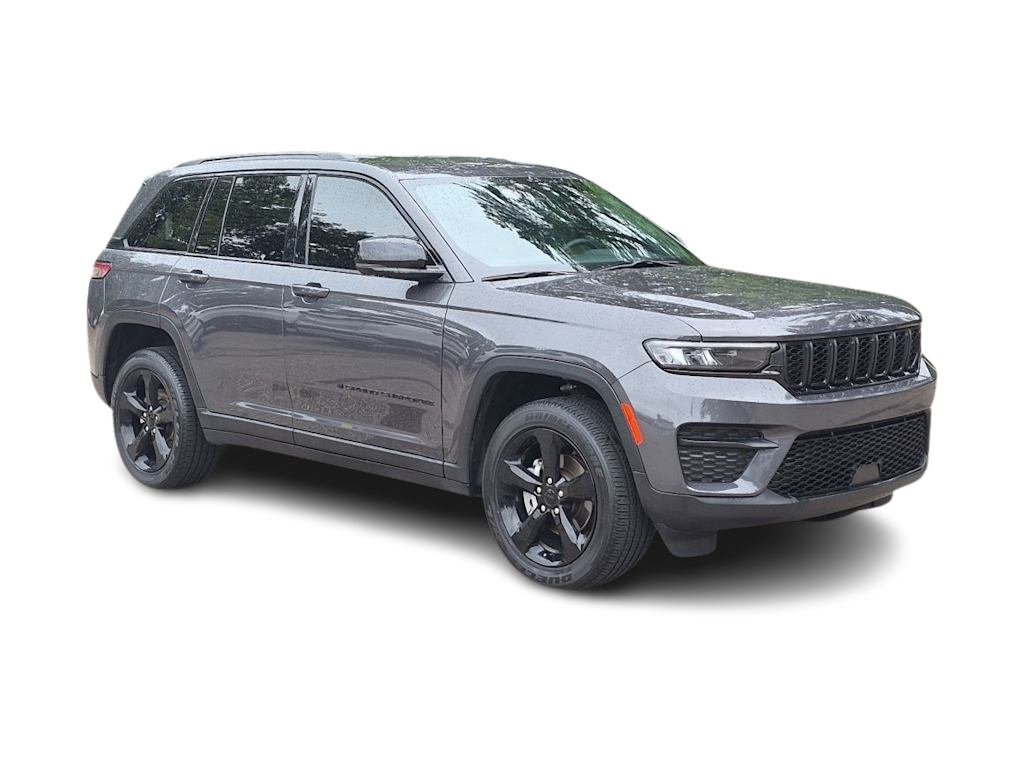 Thumbnail: 2024 Jeep Grand Cherokee - 16