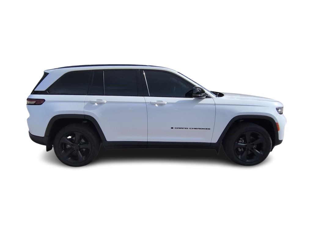 Thumbnail: 2024 Jeep Grand Cherokee - 20