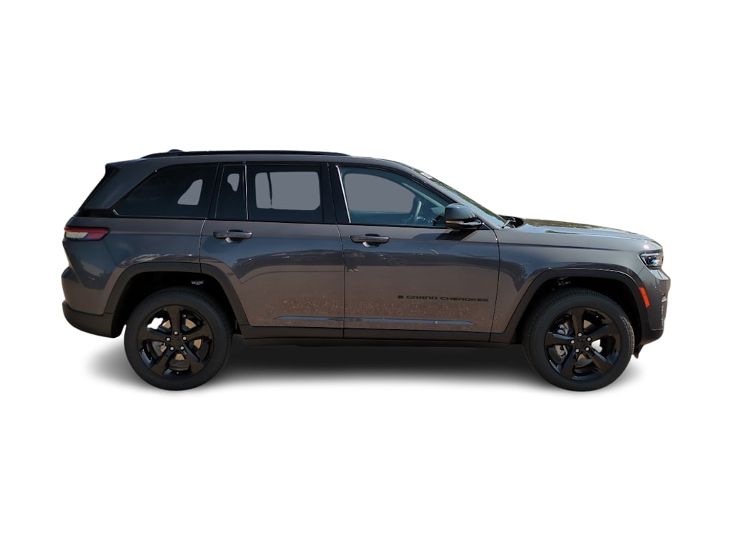 Thumbnail: 2025 Jeep Grand Cherokee - 22