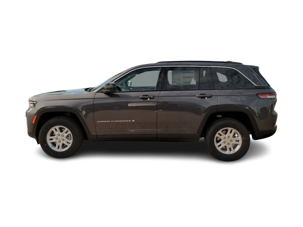 Thumbnail: 2025 Jeep Grand Cherokee - 3