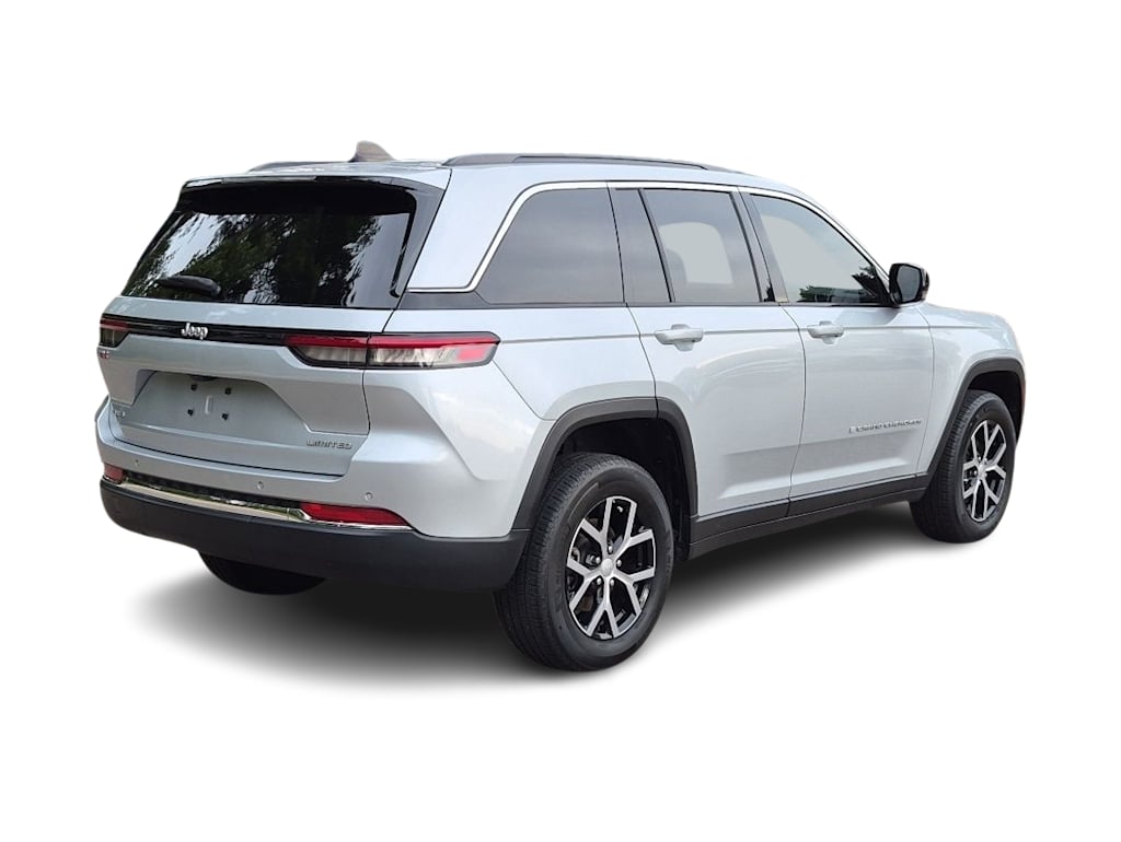 Thumbnail: 2024 Jeep Grand Cherokee - 22