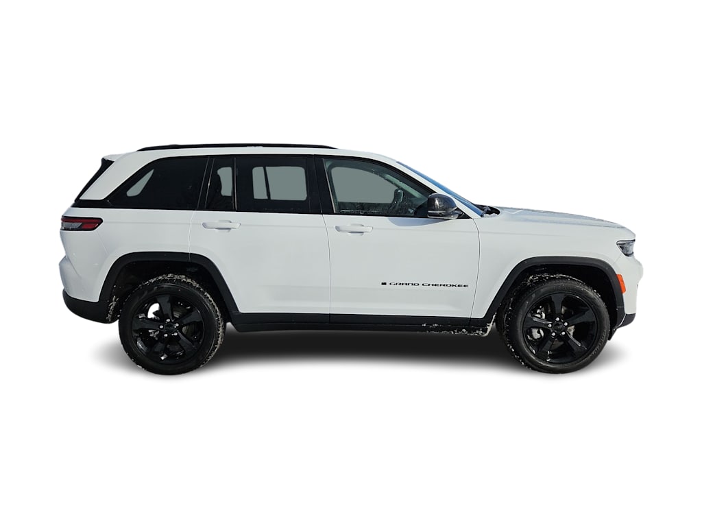 Thumbnail: 2025 Jeep Grand Cherokee - 26