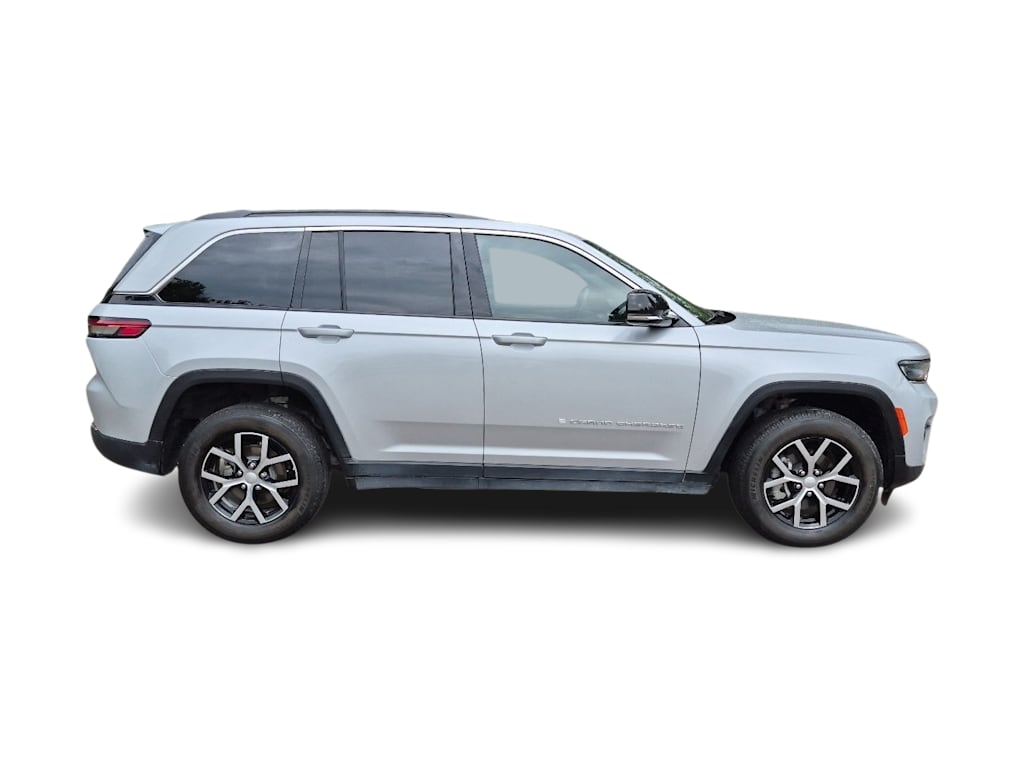 Thumbnail: 2024 Jeep Grand Cherokee - 23