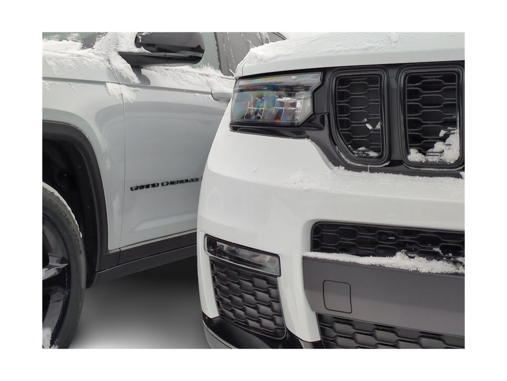 Thumbnail: 2025 Jeep Grand Cherokee L - 21