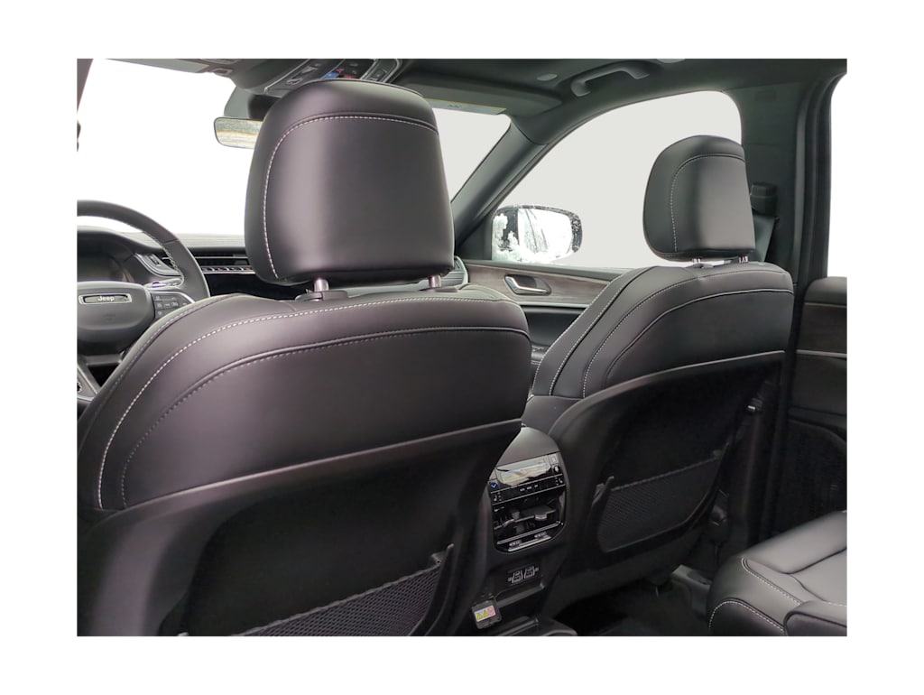 Thumbnail: 2025 Jeep Grand Cherokee L - 24