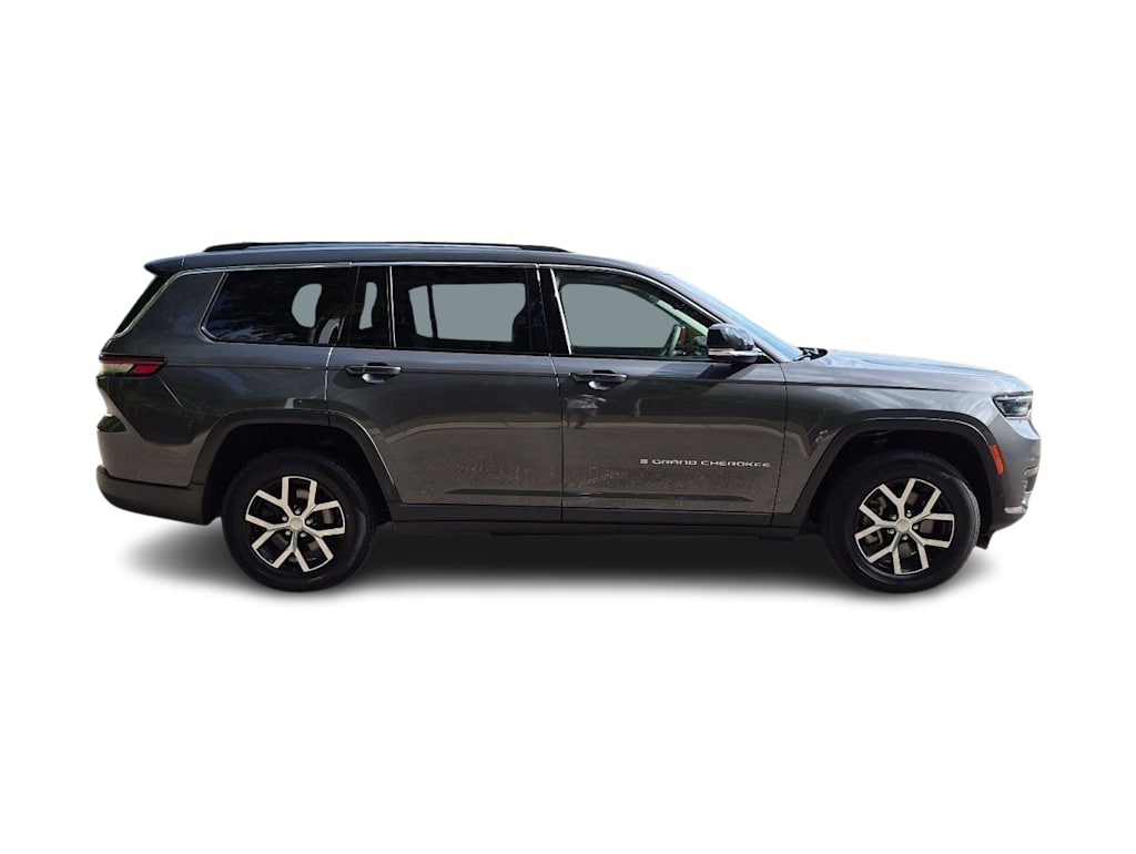 Thumbnail: 2023 Jeep Grand Cherokee L - 23
