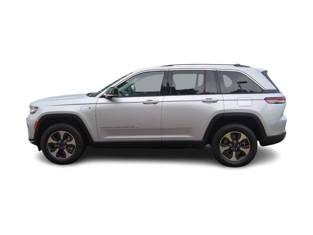 Thumbnail: 2023 Jeep Grand Cherokee - 3
