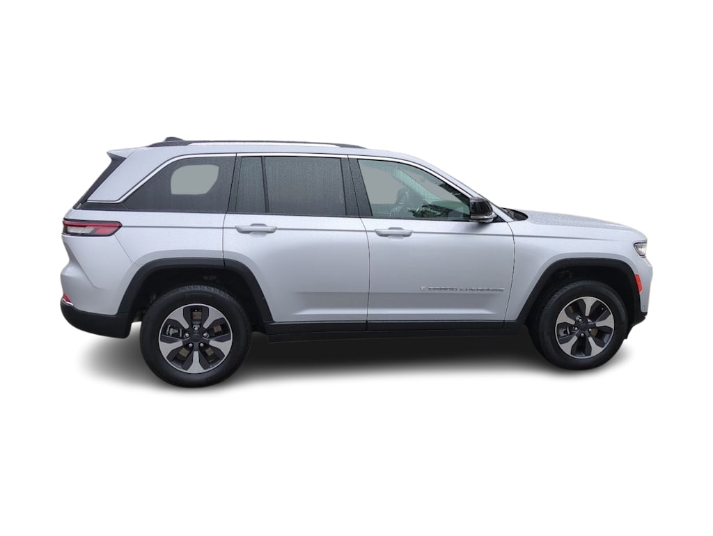 Thumbnail: 2023 Jeep Grand Cherokee - 22