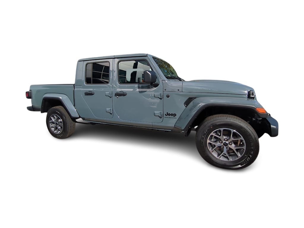 Thumbnail: 2025 Jeep Gladiator - 24