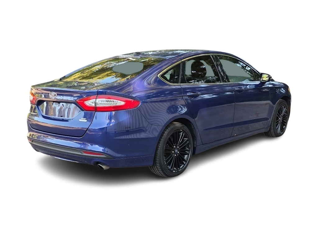 Thumbnail: 2014 Ford Fusion - 22