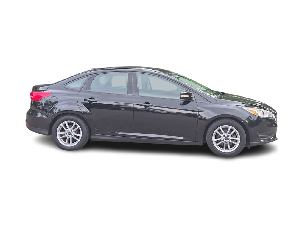 Thumbnail: 2017 Ford Focus - 24