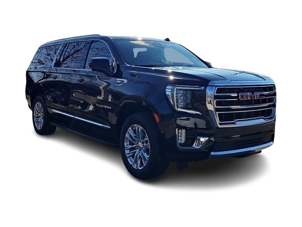Thumbnail: 2023 GMC Yukon XL - 21