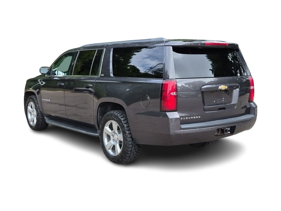 Thumbnail: 2016 Chevrolet Suburban - 4