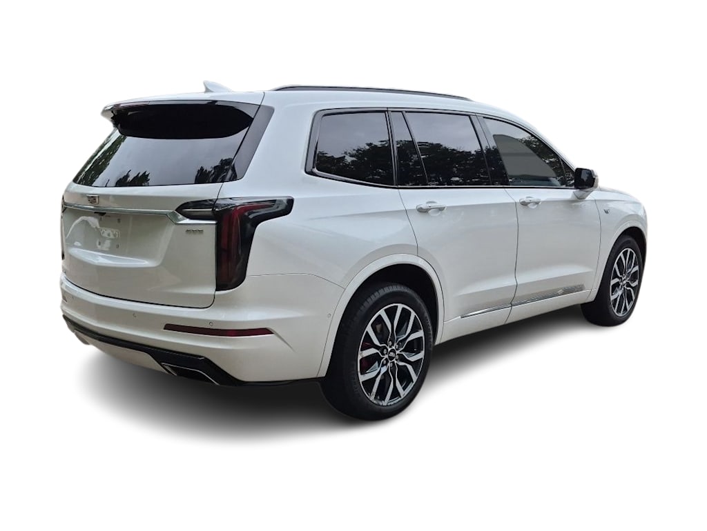Thumbnail: 2024 Cadillac XT6 - 22