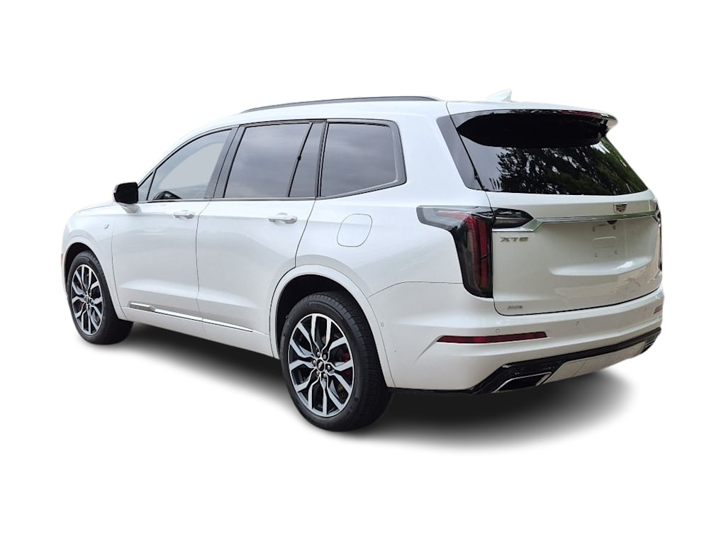 Thumbnail: 2024 Cadillac XT6 - 4