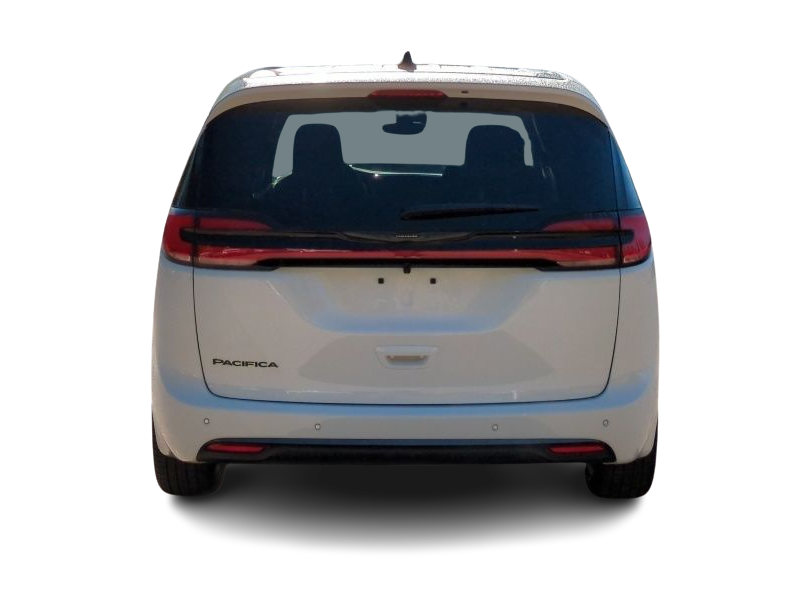 Thumbnail: 2026 Chrysler Pacifica - 5