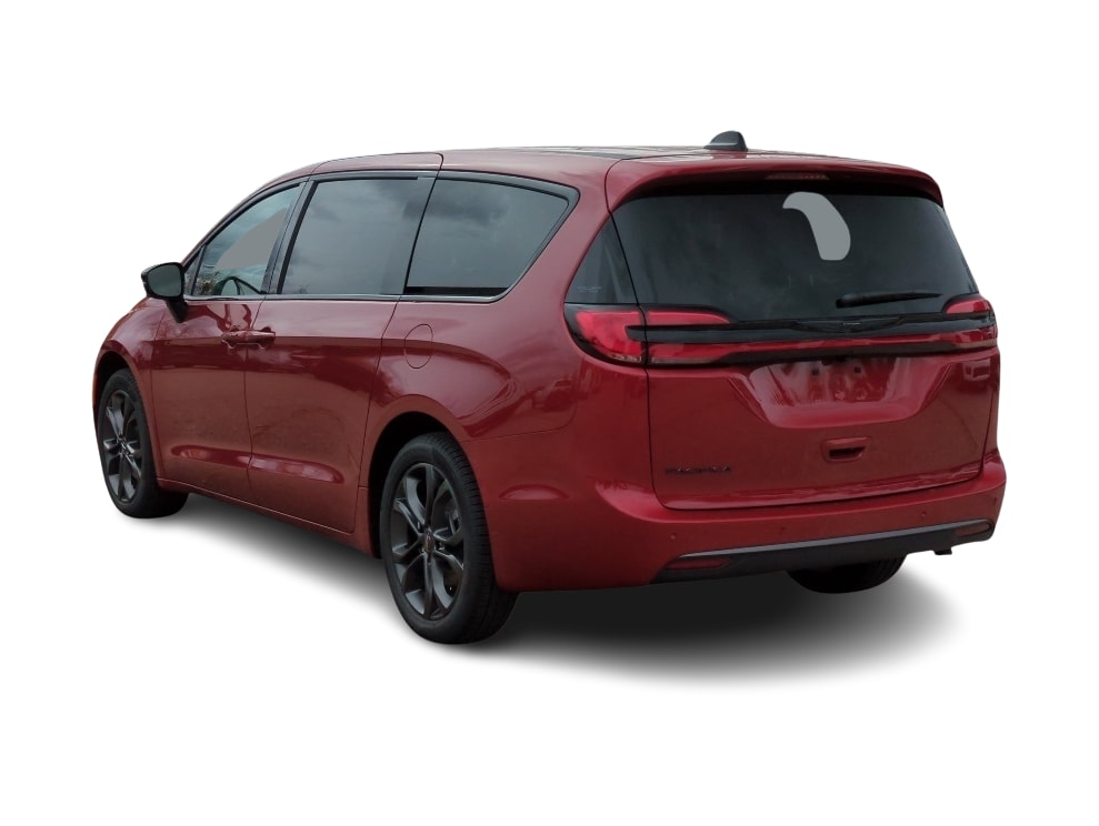 Thumbnail: 2026 Chrysler Pacifica - 4